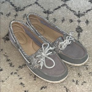 Sperrys size 7